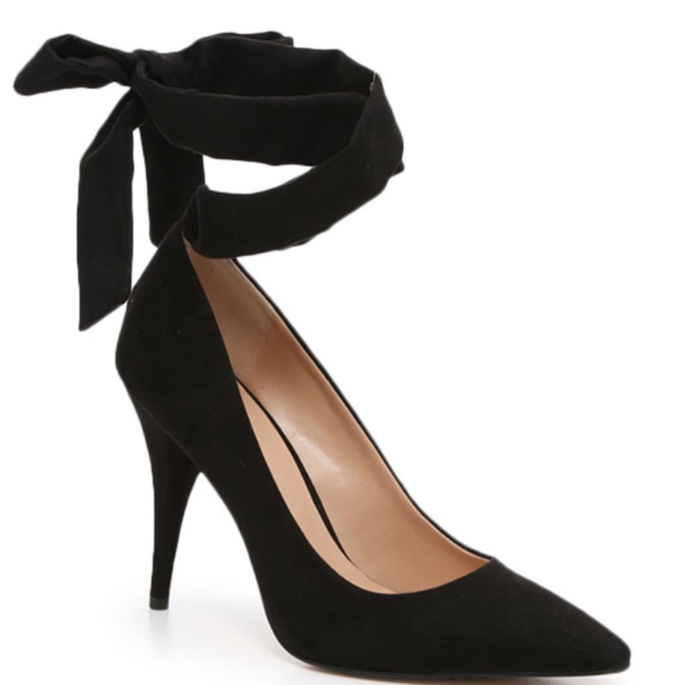 JLO Reena Blck 4 inch heels ankle wrap size 7 NWOT